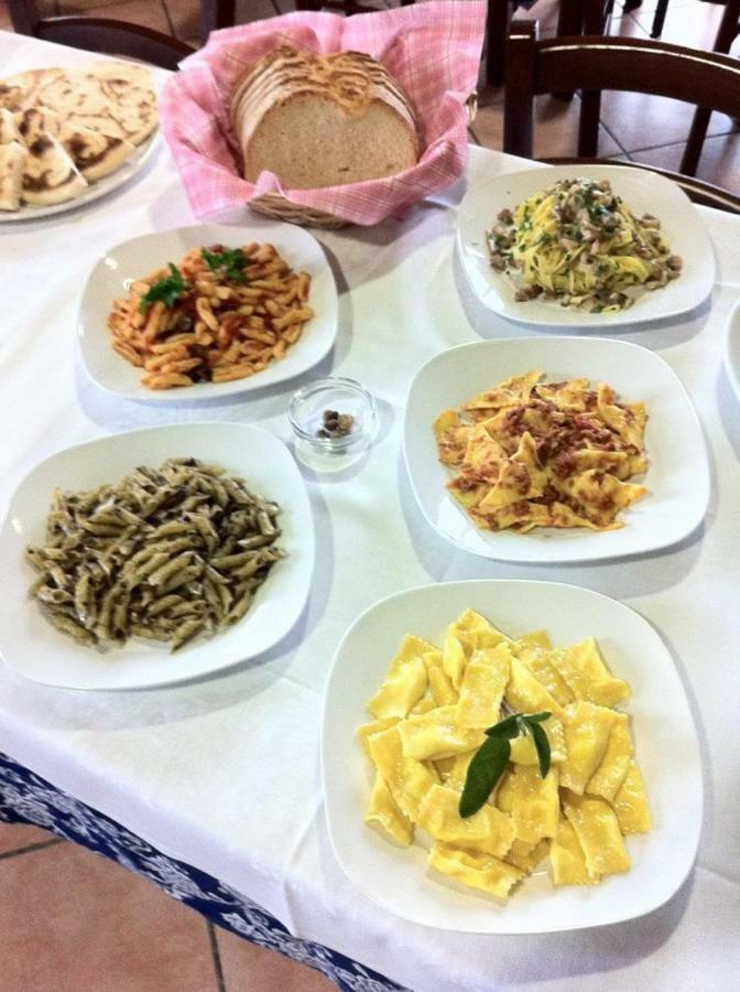 Agriturismo La Taverna Fontanelice Esterno foto